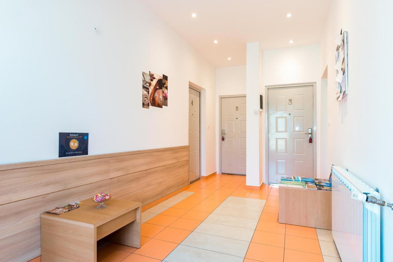 Guest House Slatki Snovi Knin Buitenkant foto