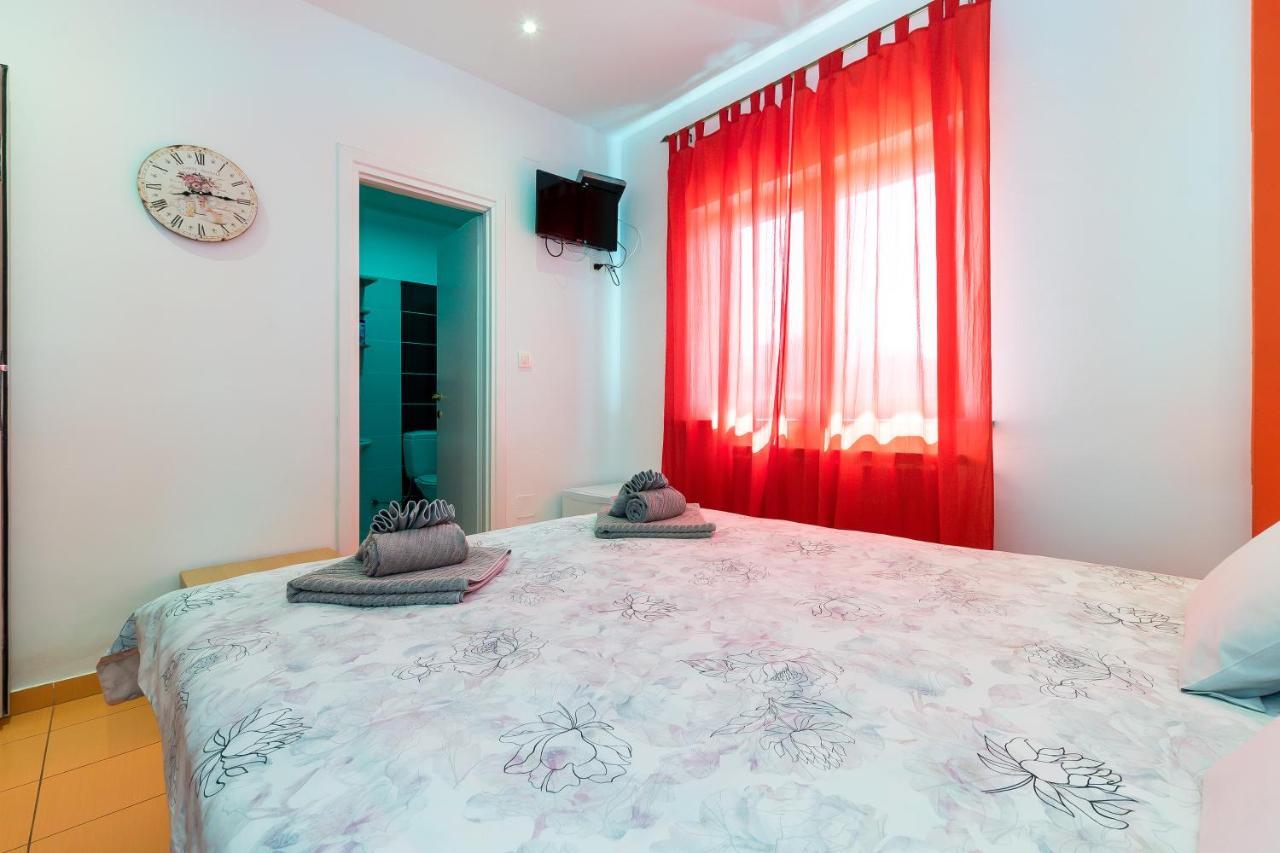 Guest House Slatki Snovi Knin Buitenkant foto