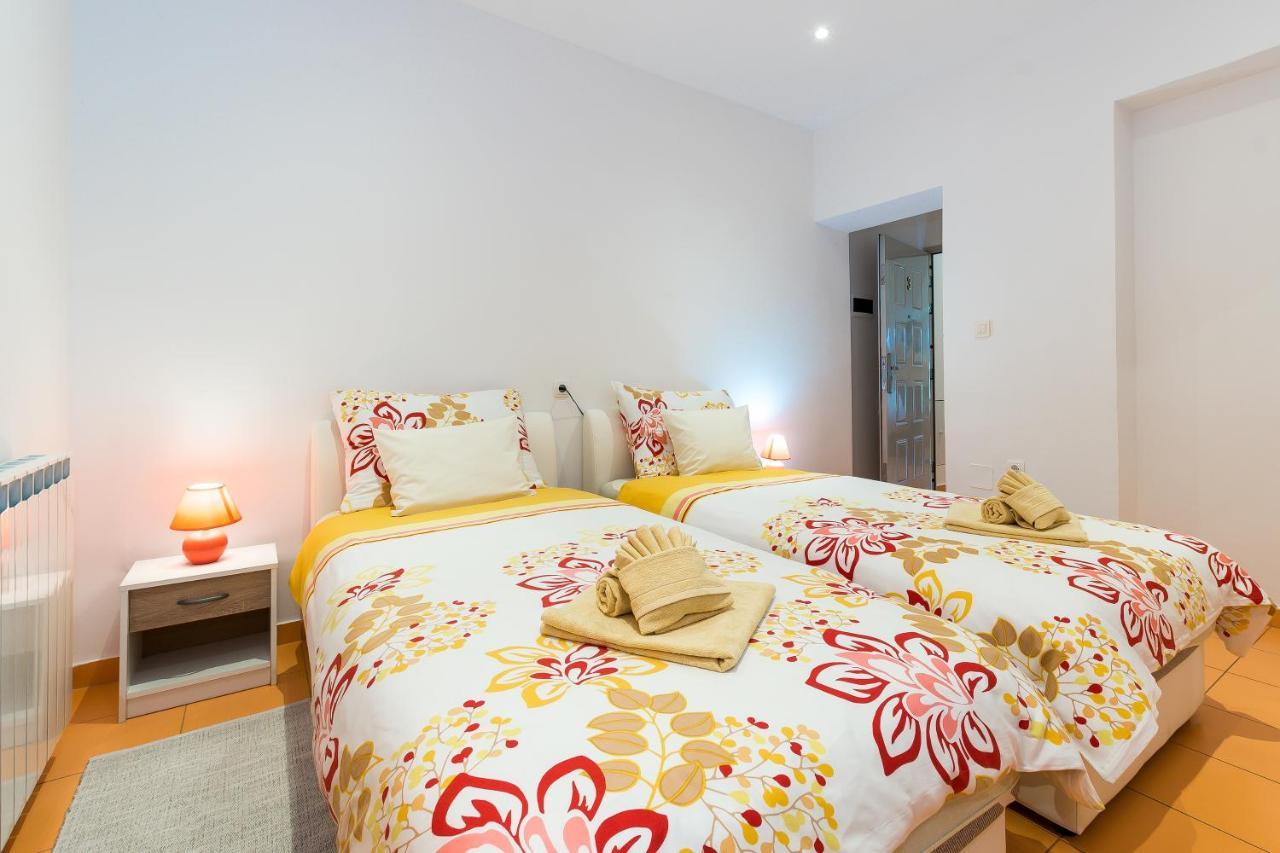 Guest House Slatki Snovi Knin Buitenkant foto